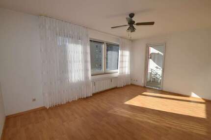 Wohnung zum Kaufen in Wolfsburg 130.000 € 74 m²