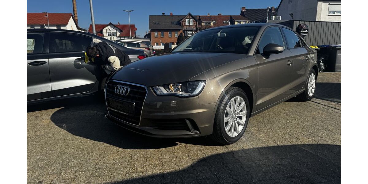 Audi A3 95.000 km 11.400 &euro; Oebisfelde 39646