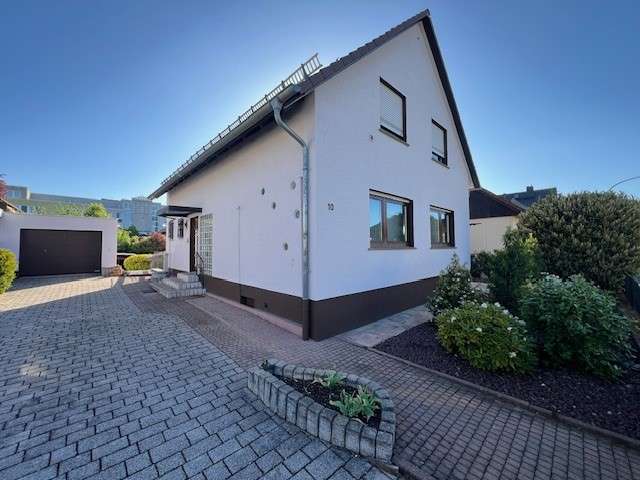 Einfamilienhaus Raunheim - 5 Zimmer, 122 m&sup2;, 540.000&euro; | Angebot:26451201