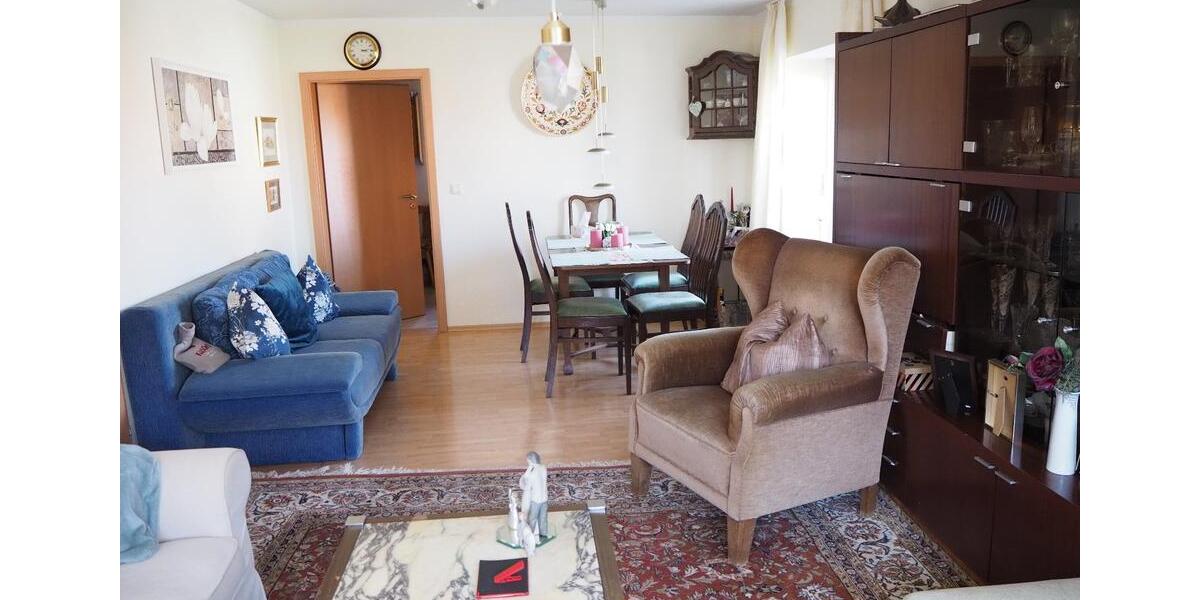 Erdgeschoßwohnung Marsberg - 2.5 Zimmer, 94 m&sup2;, 750&euro; | Angebot:26343006