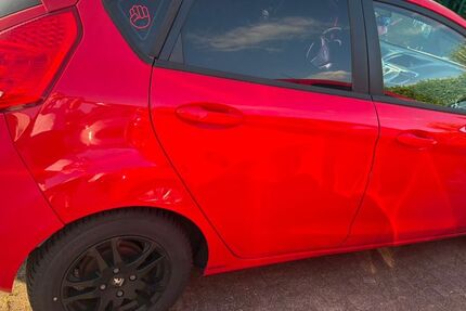 Ford Fiesta 194.590 km 2.500 &euro; Herzogenrath 52134