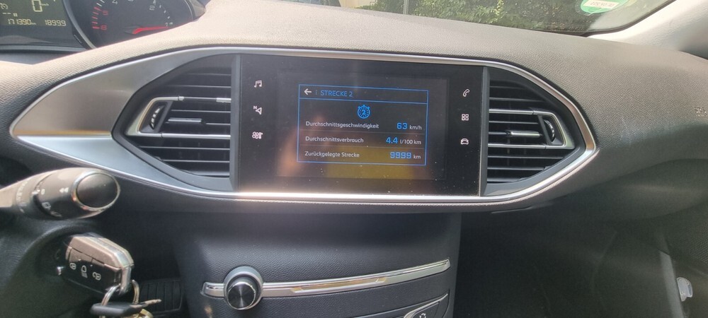 Peugeot 308 SW 171.450 km 10.000 € Hanau 63450