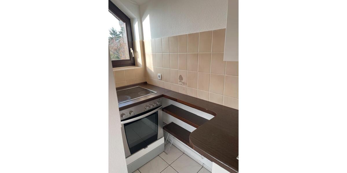 Dachgeschoßwohnung Bergisch Gladbach Frankenforst - 1 Zimmer, 30 m&sup2;, 490&euro; | Angebot:24971992