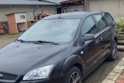 Ford Focus 179.633 km 2.800 &euro; Cloppenburg 49661
