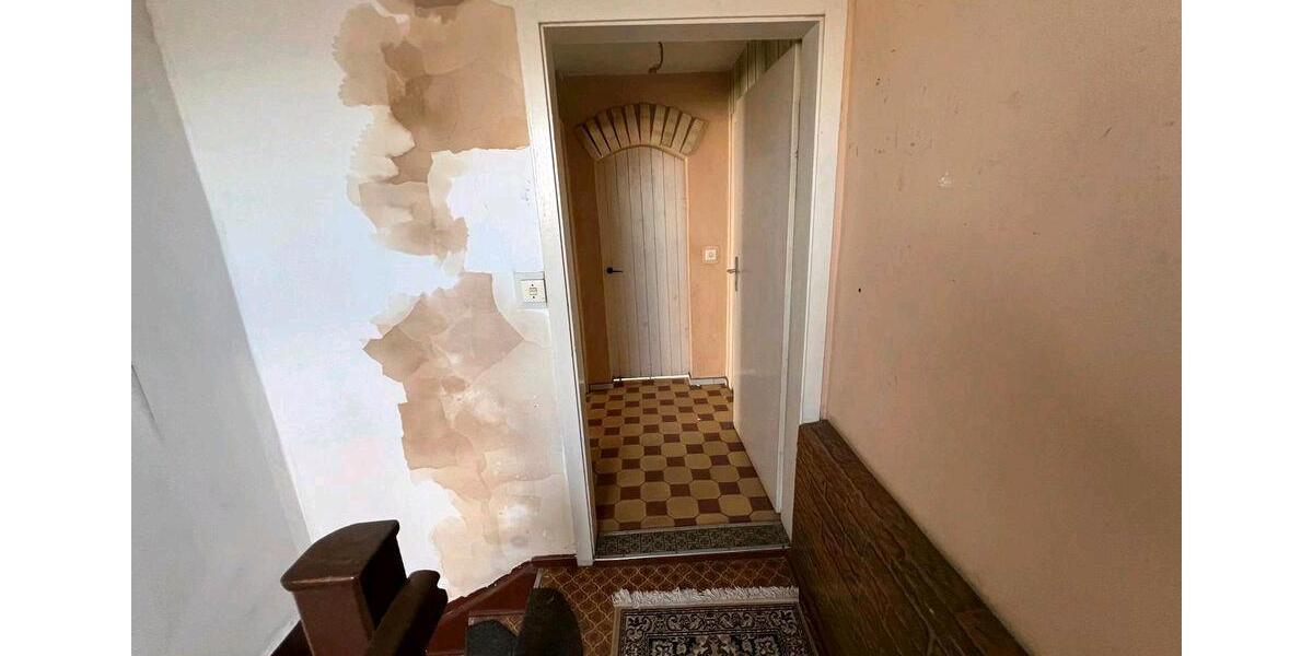 Einfamilienhaus Genthin - 9 Zimmer, 286 m&sup2;, 160.000&euro; | Angebot:26787359