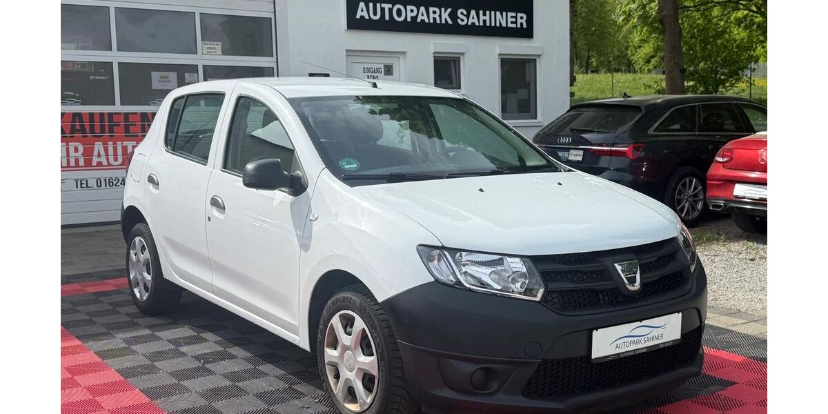 Dacia Sandero 80.000 km 3.499 &euro; VÖHRINGEN (LANDKREIS ROTTWEIL BEI STUTTGART) 72189