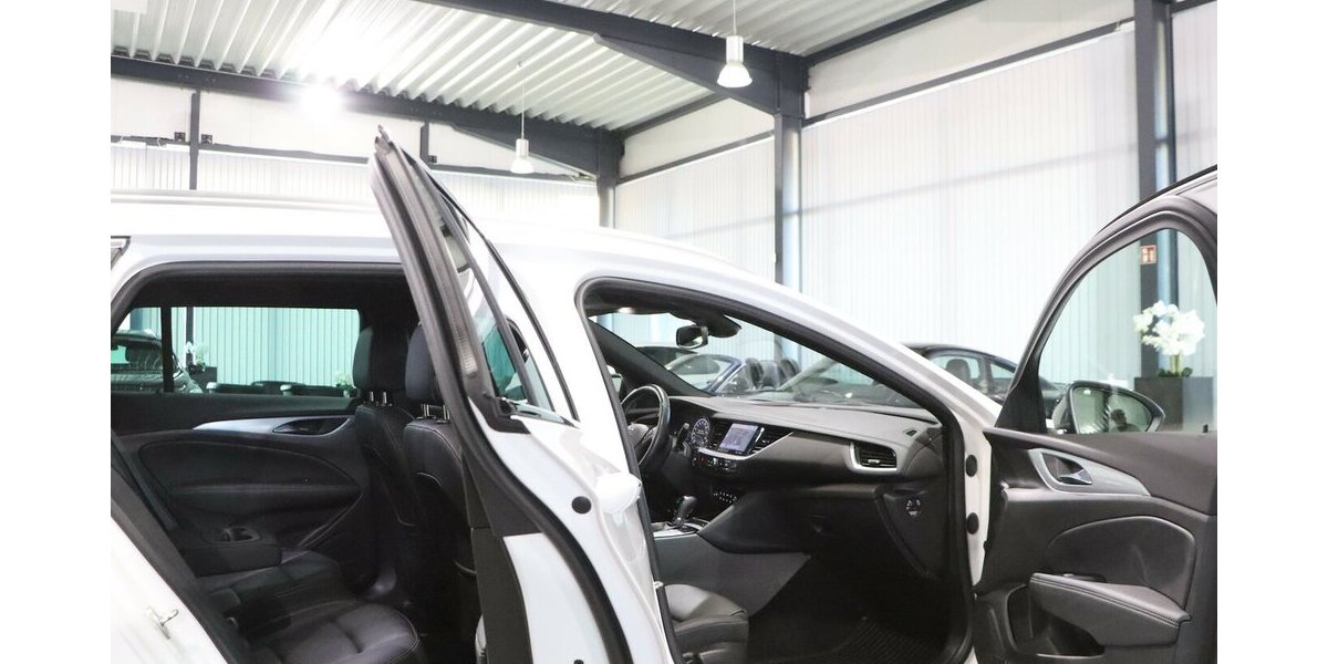 Opel Insignia 2.0 ST 4x4 OPC-LINE GSI WHITE / VC+HUD 140.000 km 18.555 &euro; Hamm 59077
