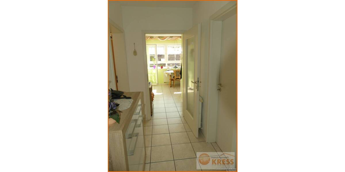 Etagenwohnung Schlüchtern - 3 Zimmer, 93 m&sup2;, 280.000&euro; | Angebot:25916539