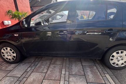 Hyundai i20 162.000 km 3.199 &euro; Stutensee 76297