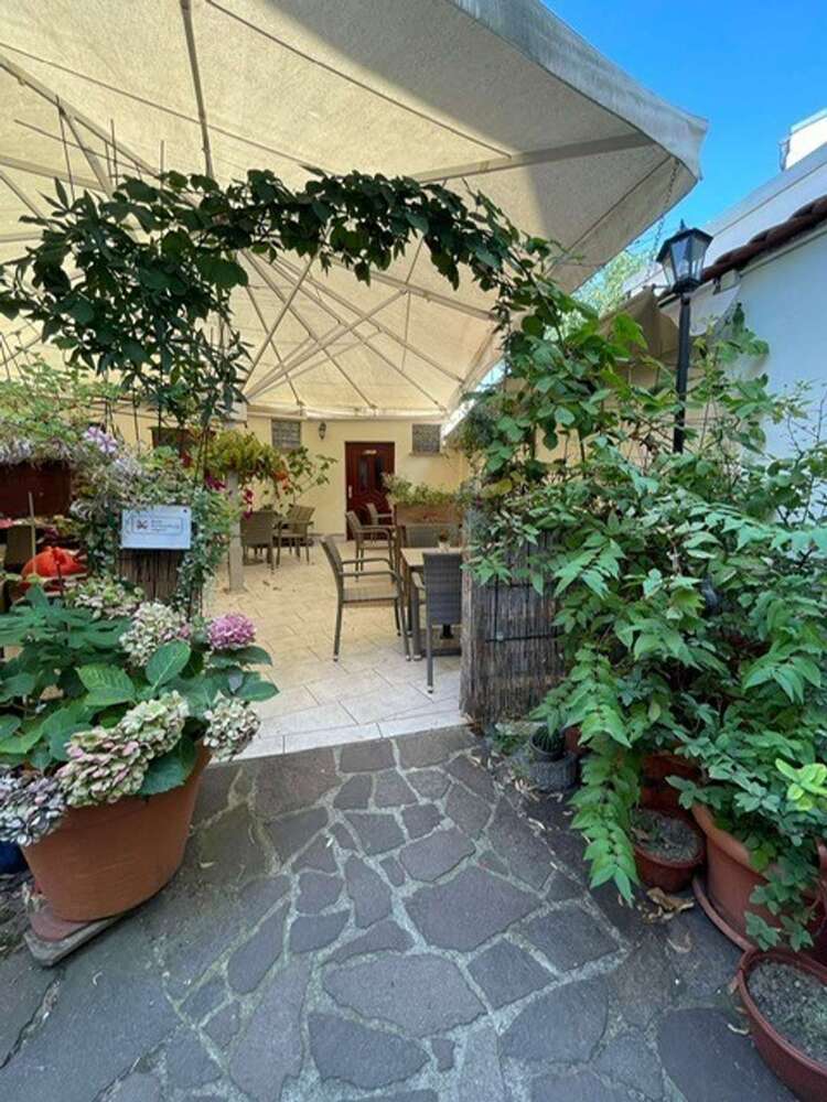 Gastronomie in Zwenkau 275.000 € 312.46 m²