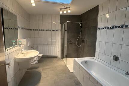 Wohnung Stolzenau - 4 Zimmer, 170 m&sup2;, 1.150&euro; | Angebot:25625934