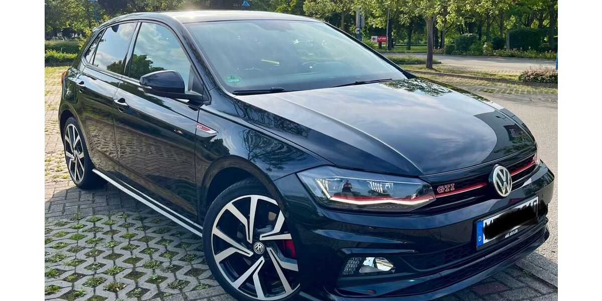 VW Polo 102.500 km 16.900 &euro; Magdeburg 39130