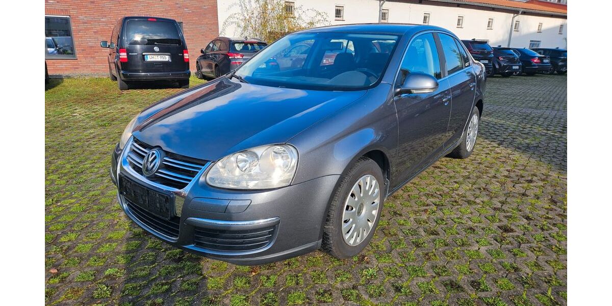 VW Jetta 91.382 km 2.190 € Sömmerda 99610