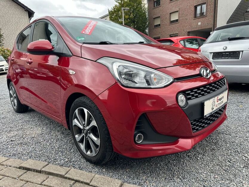 i10