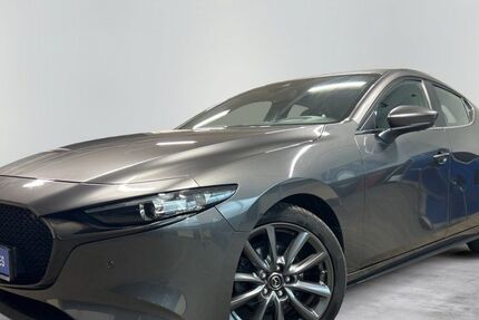 Mazda 3 91.715 km 16.990 &euro; Berlin 12247