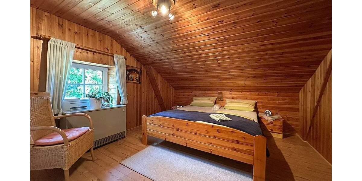 Einfamilienhaus Uelsby - 8 Zimmer, 168 m&sup2;, 212.000&euro; | Angebot:25745855