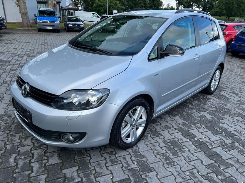 VW Golf 149.000 km 7.950 € Jaderberg 26349