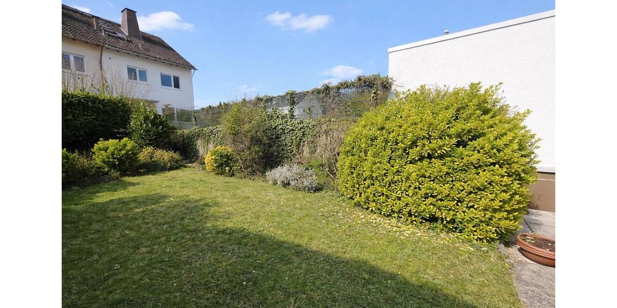 Reihenhaus Wiesbaden Schierstein - 6 Zimmer, 138 m&sup2;, 569.000&euro; | Angebot:26046310