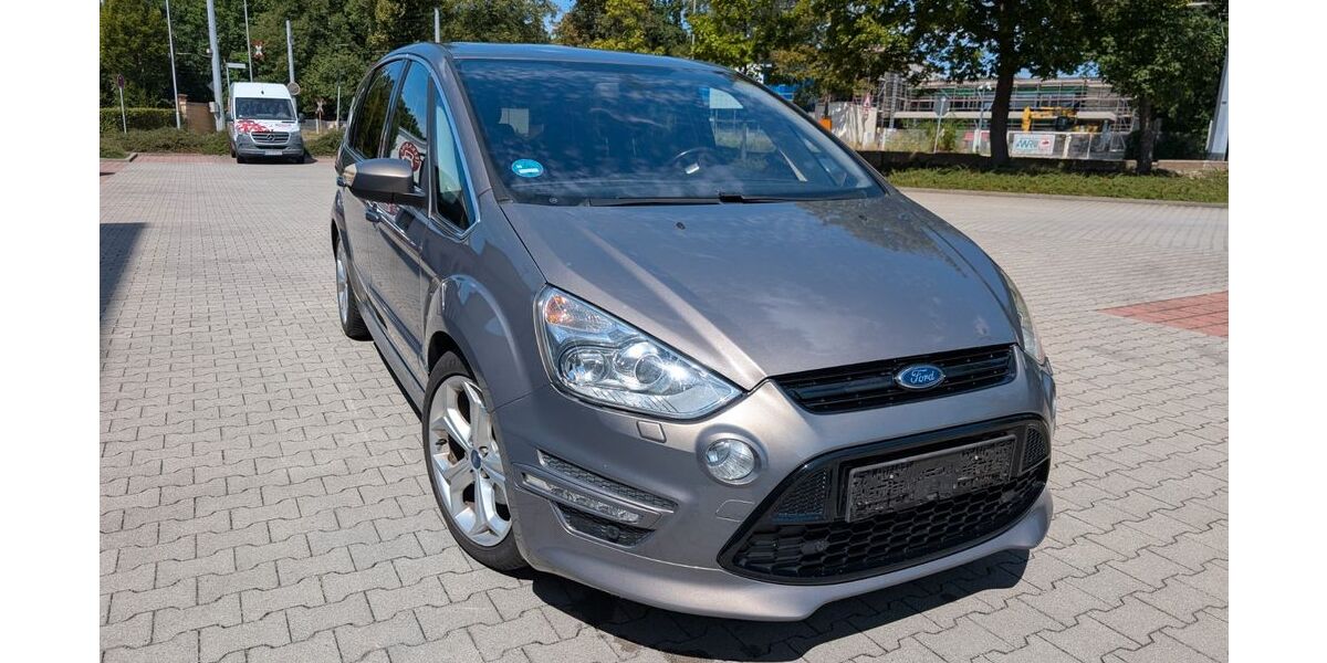 Ford S-Max 249.900 km 5.299 &euro; Dresden 01129