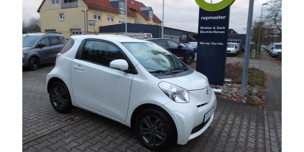 Toyota IQ 109.000 km 7.490 &euro; Wendelstein 90530