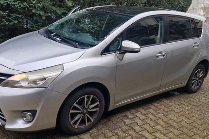 Toyota Verso 269.000 km 4.990 &euro; Eschweiler 52249