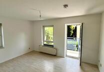 RUHE PUR!! Tolle SingleWohnung zum Verlieben! mit EBK, Stellplatz und Balkon
