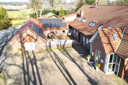 Haus zum Kaufen in Hatten 990.000 € 700 m²