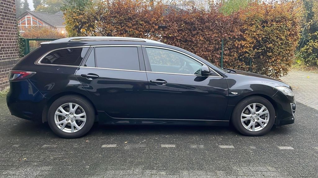 Mazda 6 402.000 km 2.000 &euro; Düsseldorf 40229