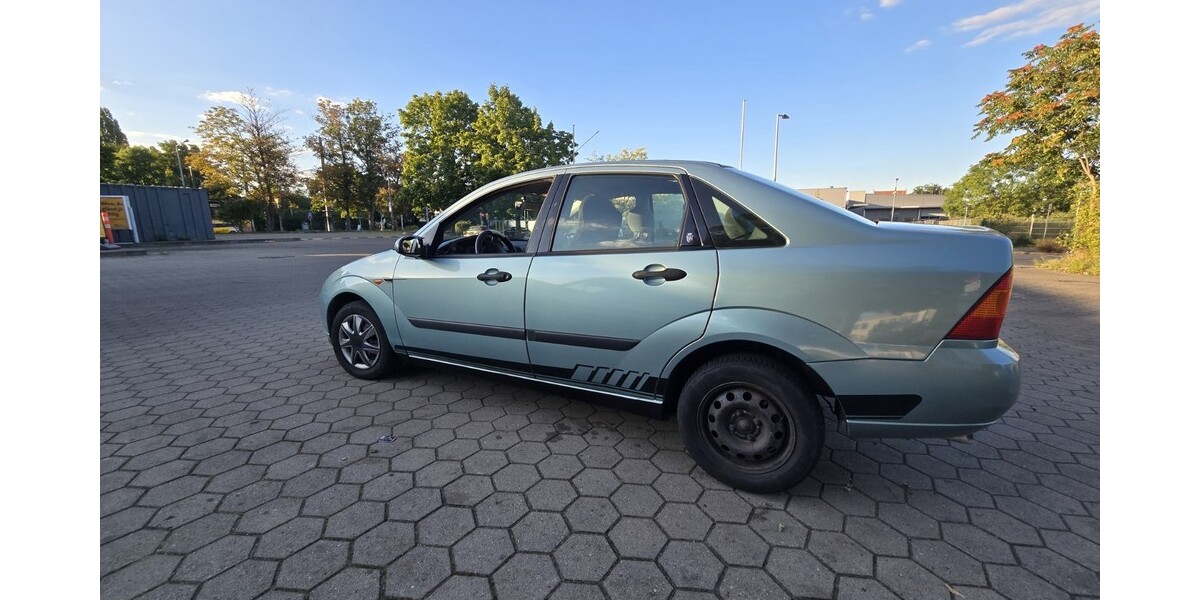 Ford Focus 134.000 km 2.000 &euro; Dresden 01067