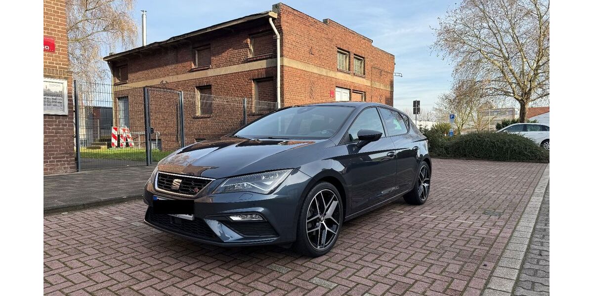 Seat Leon 78.781 km 15.500 € Duisburg 47198