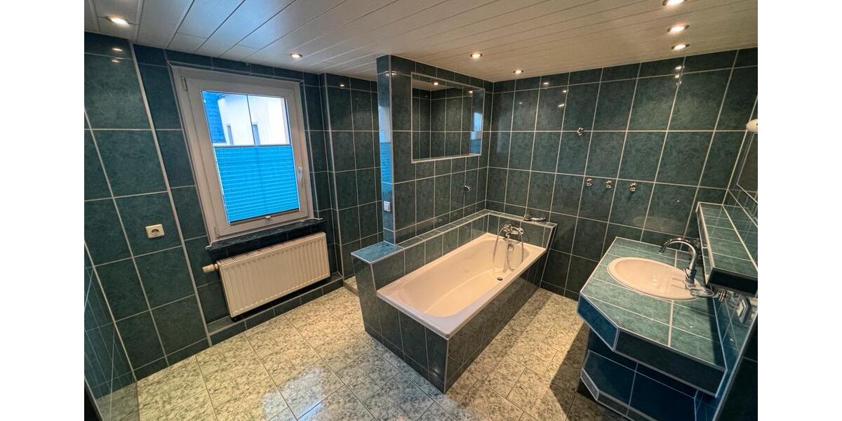 Mehrfamilienhaus, Wohnhaus Thalheim/Erzgebirge Erzgebirge - 185.000&euro; | Angebot:26354161