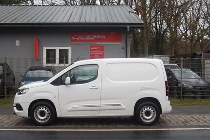 Toyota Proace City 103.585 km 12.399 &euro; Loxstedt-Hahnenknoop 27612
