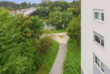 Wohnen am Lech - grün, zentral, lebendig - 1-Zimmer-Wohnung mit Loggia
1 zimmer