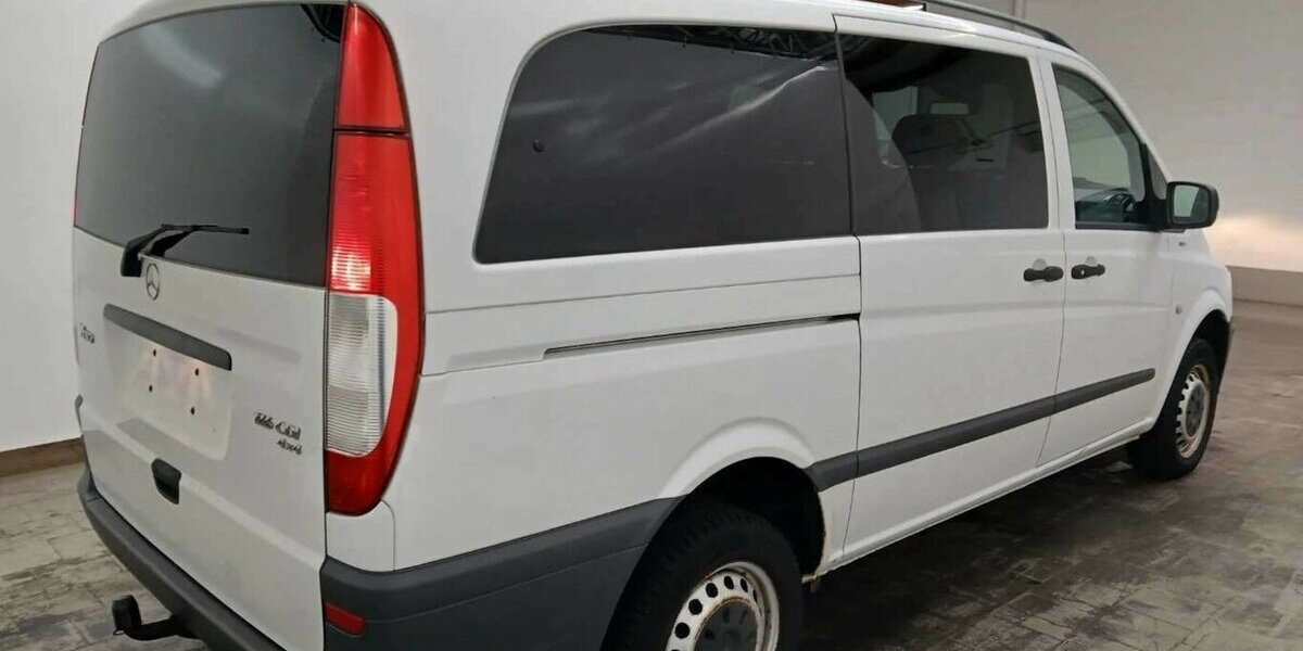 Mercedes-Benz Vito Kombi 4x4 116 CDI lang 4x4 8 Sitze 254.900 km 13.950 &euro; Badem 54657