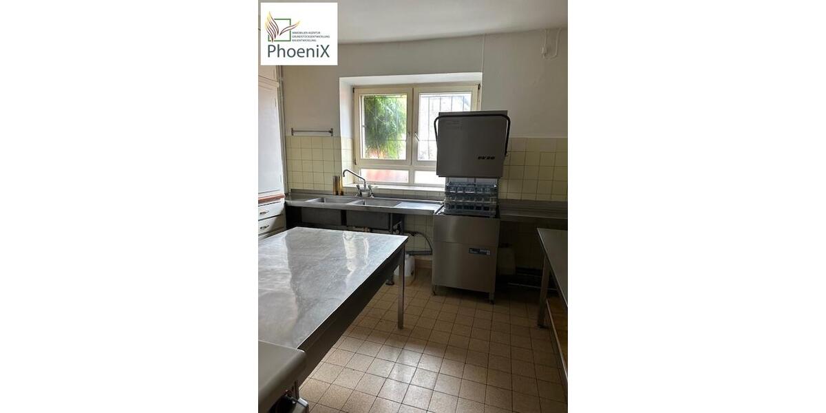 Einfamilienhaus Emmendingen - 15 Zimmer, 625 m&sup2;, 4.550&euro; | Angebot:26131094