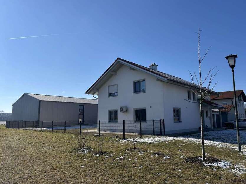 Haus zum Kaufen in Rattenkirchen Haun 1.250.000 € 179 m²