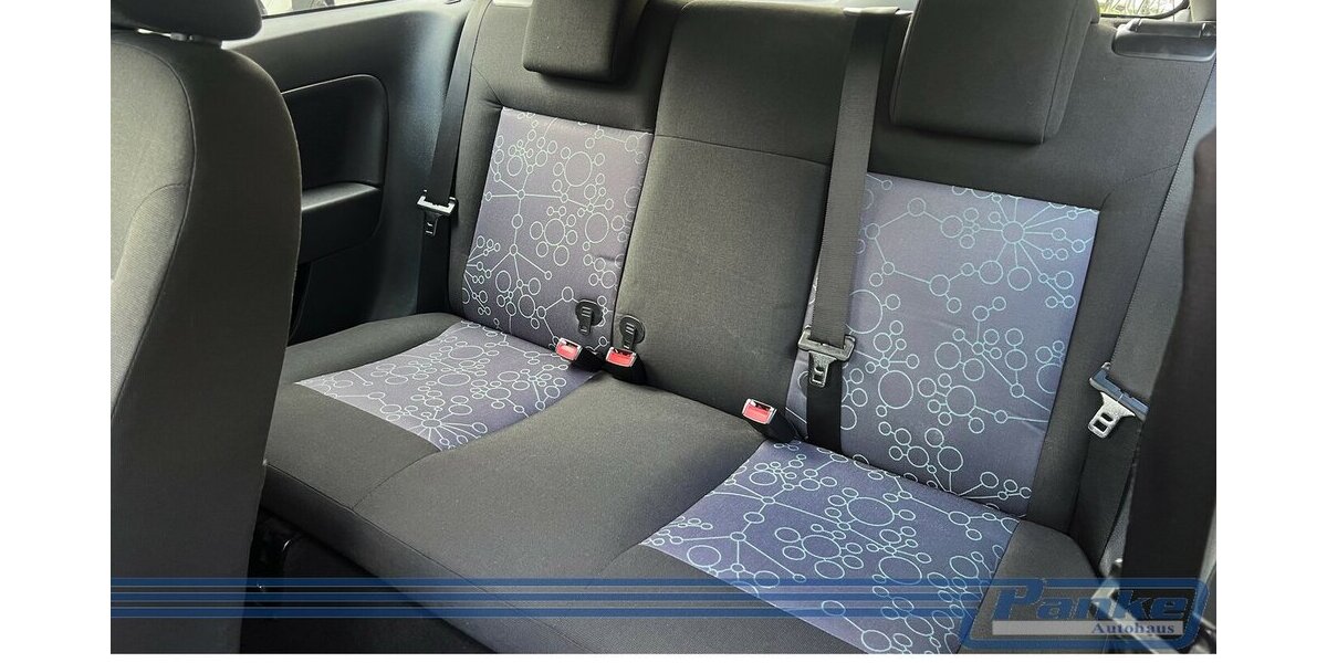 Ford Fiesta Ambiente 1.3*Radio/CD*AUX*Klima* 245.511 km 1.290 &euro; Berlin 13187