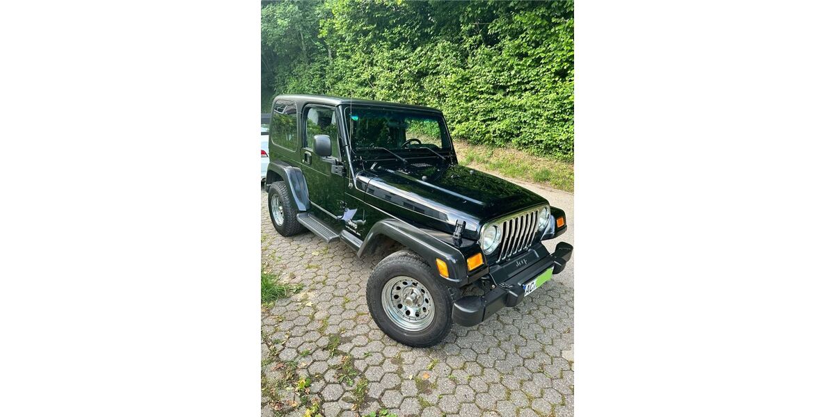 Jeep Wrangler 105.000 km 21.000 &euro; Aachen 52074