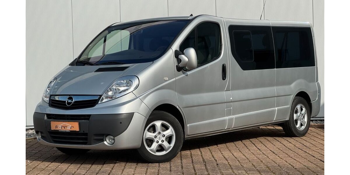 Opel Vivaro 71.510 km 18.880 &euro; Detmold 32758