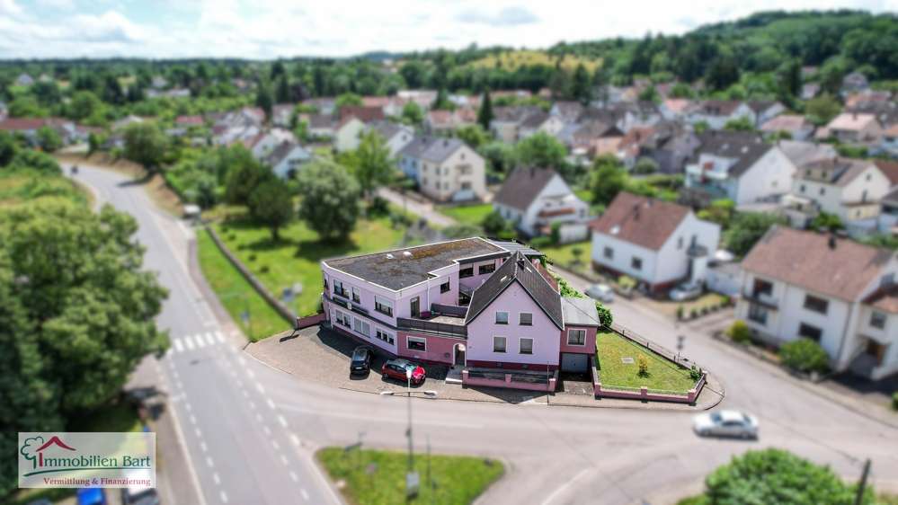 Einfamilienhaus Merzig / Hilbringen Hilbringen - 11 Zimmer, 256 m&sup2;, 378.800&euro; | Angebot:25571679