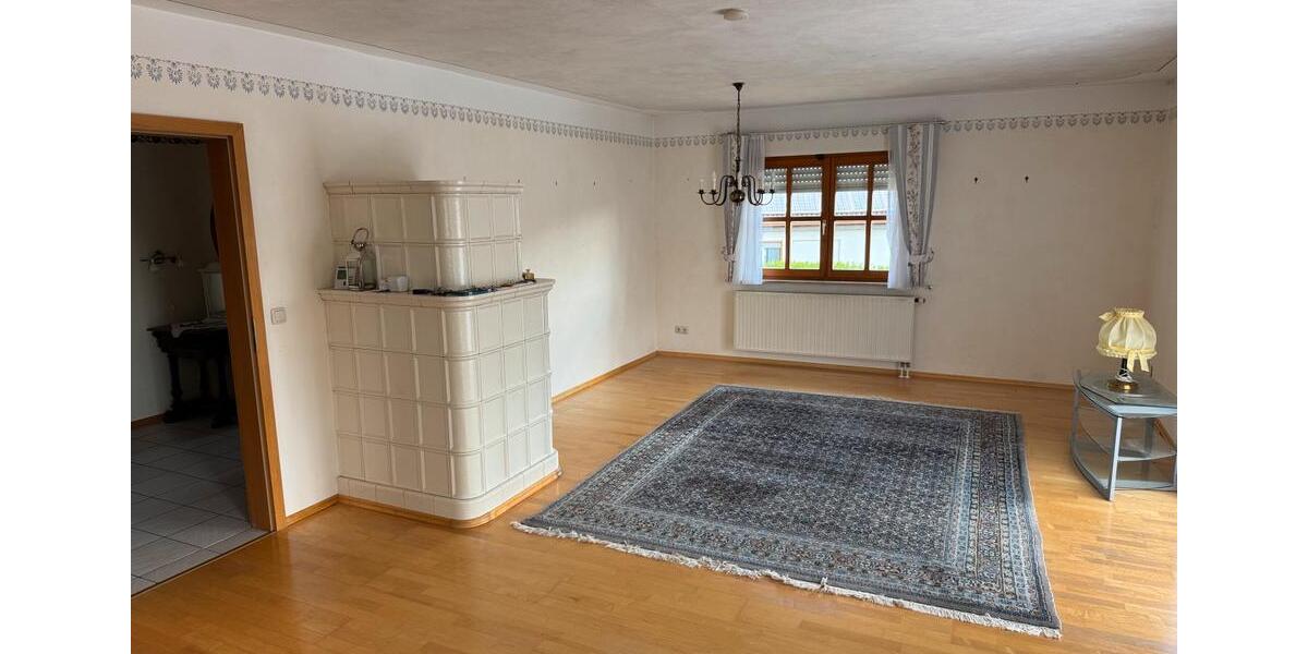 Einfamilienhaus Treuchtlingen - 7 Zimmer, 159 m&sup2;, 450.000&euro; | Angebot:25789688