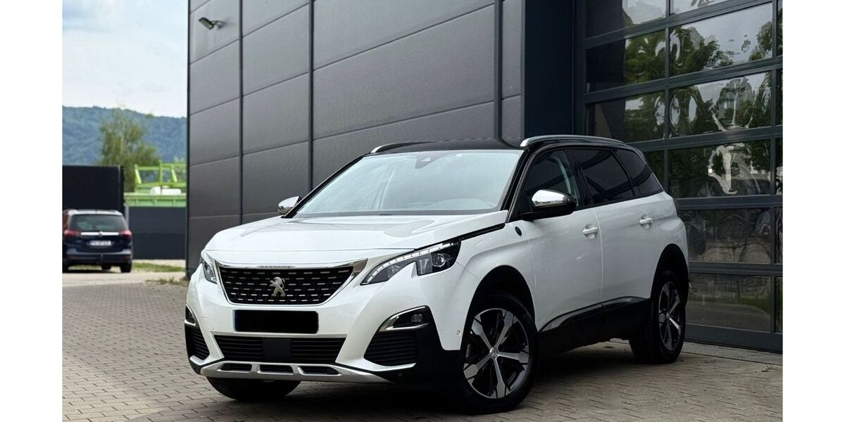 Peugeot 5008 330.000 km 10.990 &euro; Offenburg OT Nordstadt 77652