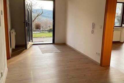 Wohnung Neunburg vorm Wald - 2 Zimmer, 84 m&sup2;, 700&euro; | Angebot:25609647