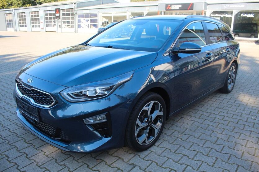 Kia ceed Sportswagon 85.500 km 16.490 € Andervenne 49832