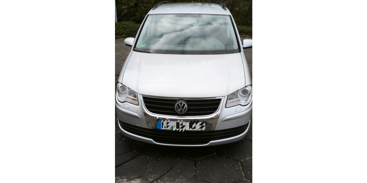 VW Touran 245.000 km 4.999 &euro; Bünde 32257