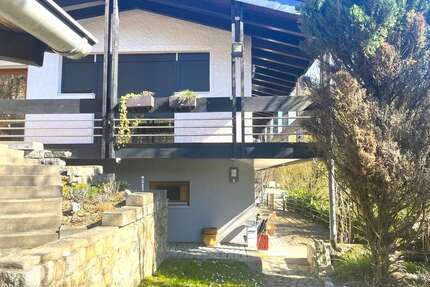 Haus zum Mieten in Bensheim Hochstädten 2.200 € 200 m²