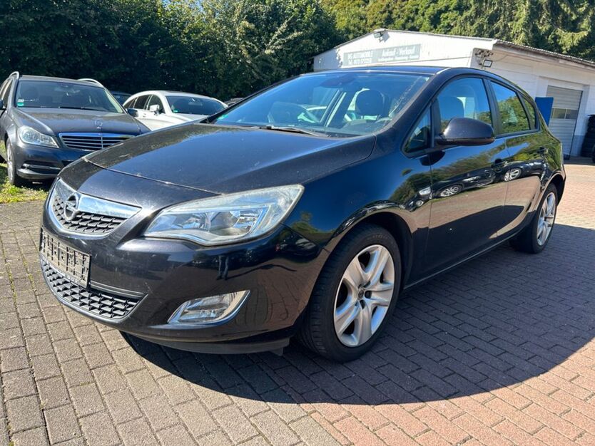 Opel Astra 112.000 km 3.990 € Wettenberg 35435
