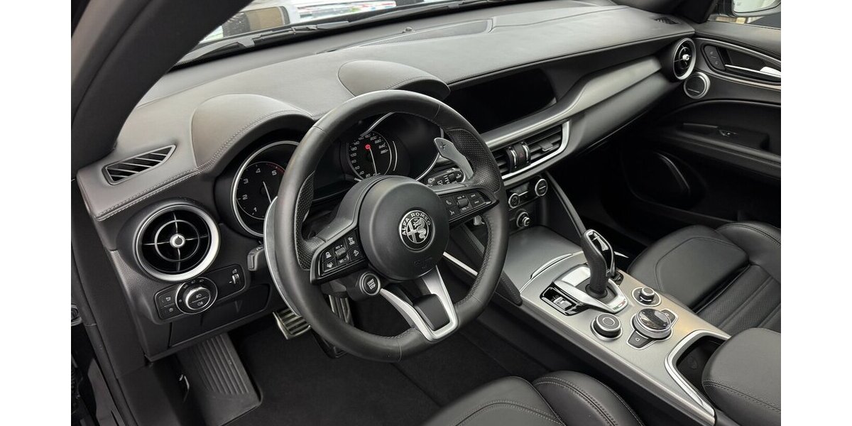 Alfa Romeo Stelvio 2.2 D Veloce Q4 1.Hand Panodach 37.600 km 34.820 &euro; Lich 35423