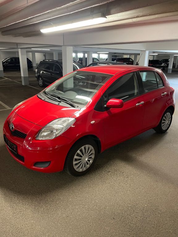 Yaris