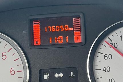 Dacia Logan 176.000 km 1.200 &euro; Zwiesel 94227